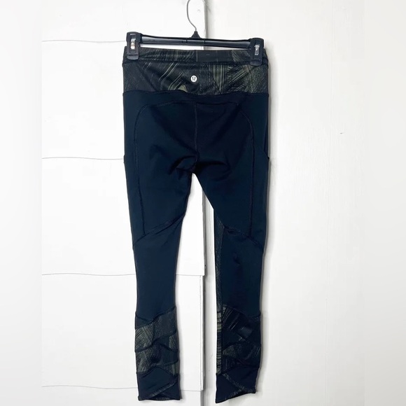 lululemon athletica Pants - lululemon women’s leggings 23 inch fresh mesh run crop black & Green
